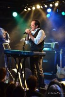 NEAL MORSE: 'I have a confession to make!'